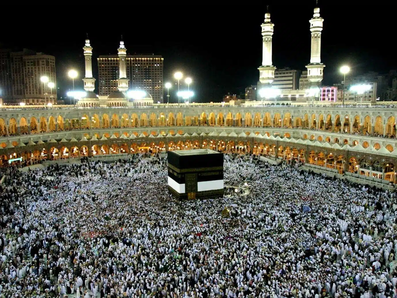تأشيرات لا تحتاج إلى باركود لأداء العمرة