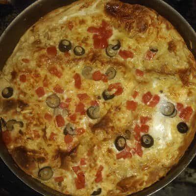 طريقة عمل البيتزا بالرقاق الطري