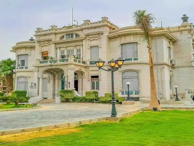 تنسيق الكليات 2022 وبرامج كلية الحقوق والصيدلة بجامعة عين شمس
