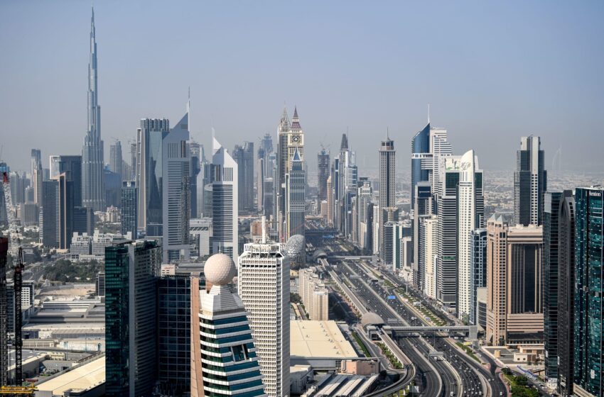 تاشيرة الامارات السياحية 2022