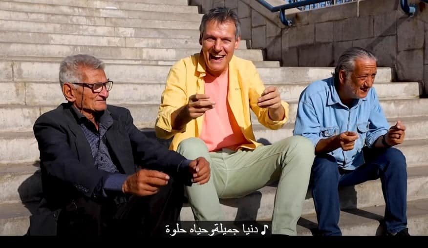 من هو السائح الفرفوش
