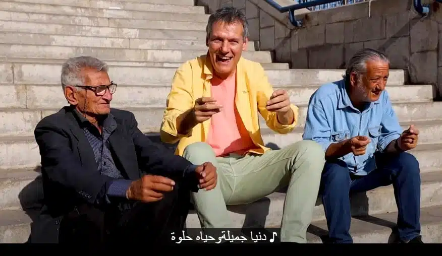 من هو السائح الفرفوش