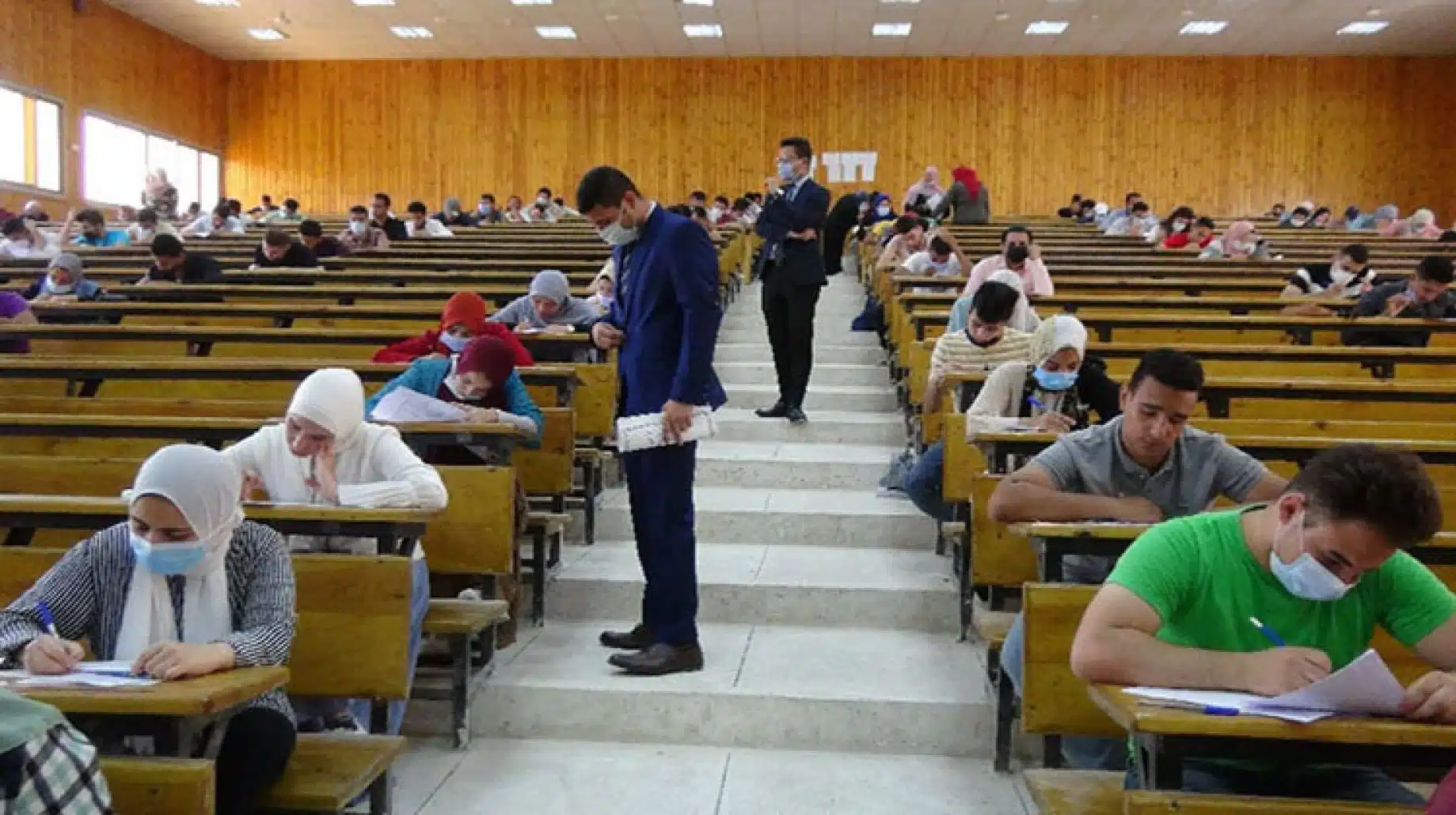 موعد امتحانات الترم الثاني 2023 للجامعات