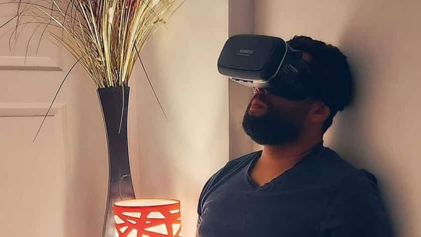 أسعار نظارات الواقع الافتراضي 2022
