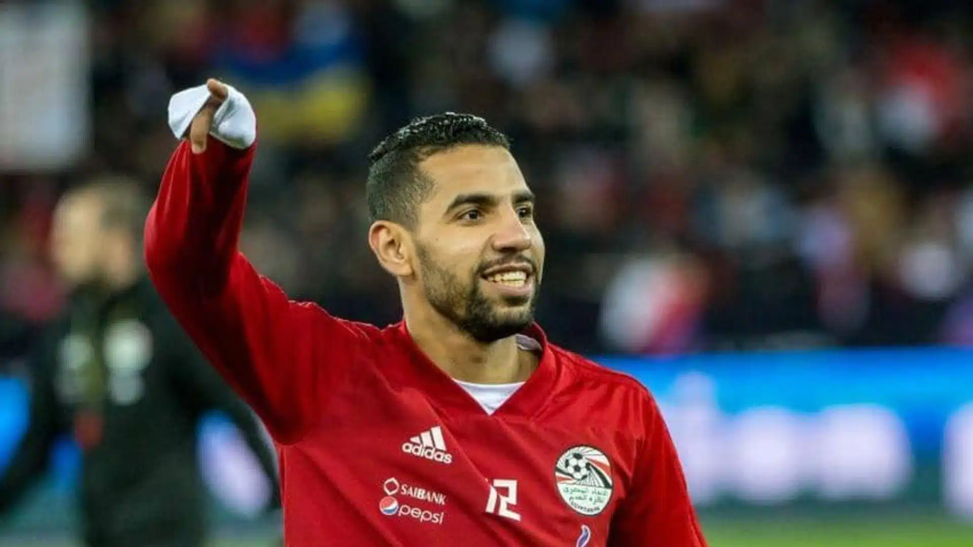 سبب إصابة مؤمن زكريا بفيروس كورونا