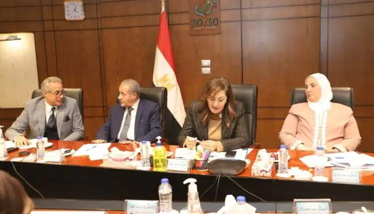 تفاصيل زيادة الحد الادنى لأجور العاملين في القطاع الخاص