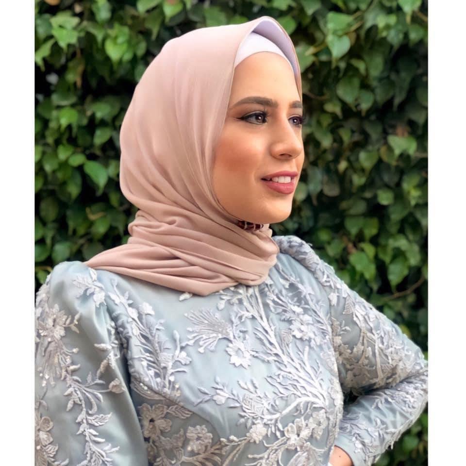 من هي البلوجر دينا صبحي؟