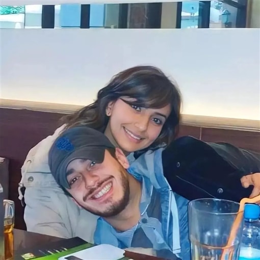 من هي غيثة العلاكي زوجة سعد لمجرد؟