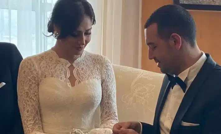 هل معز مسعود طلق حلا شيحة؟