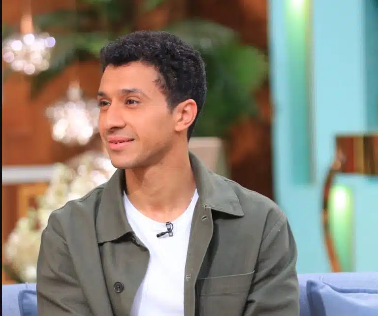 من هو عصام عمر بطل مسلسل بالطو؟