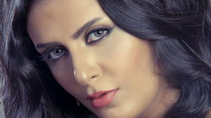 هل أخفت الفنانة شيرين الطحان مرضها؟
