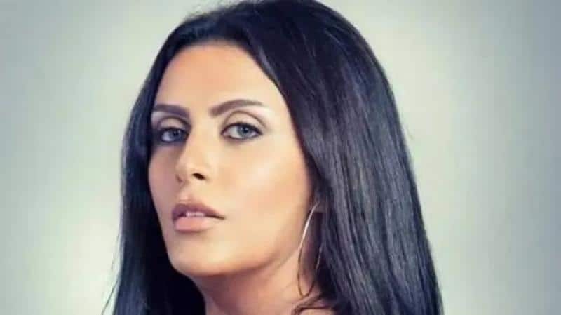 هل أخفت الفنانة شيرين الطحان مرضها؟