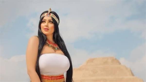سبب القبض على الموديل سلمى الشيمي