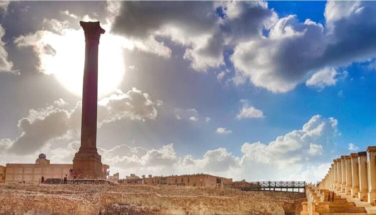 لماذا يتوجه الإسرائيليون إلى عمود الصواري في الإسكندرية؟